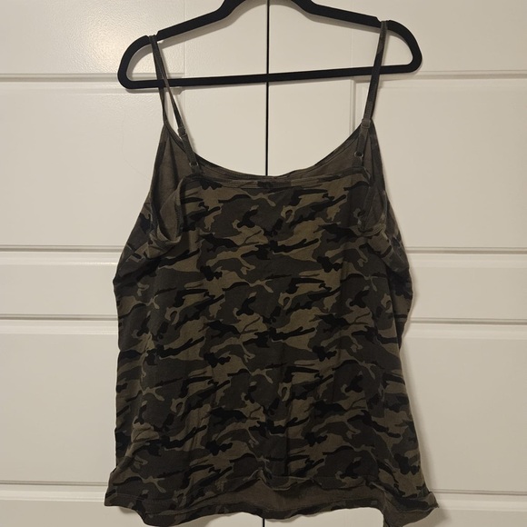 George Camo Tank, Size 3X - Picture 1 of 2
